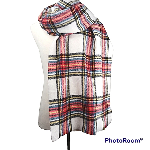 Scarf Plaid Long Wide White Red Fringe Super Soft Like New VINCE CAMUTO - Picture 1 of 6